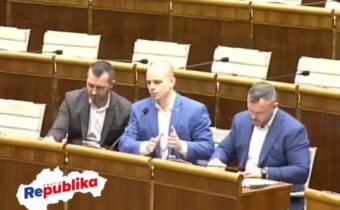 Milan Mazurek (REPUBLIKA): Štát sa topí v dlhoch a oni chcú kupovať drahšie autá… Šialenci!