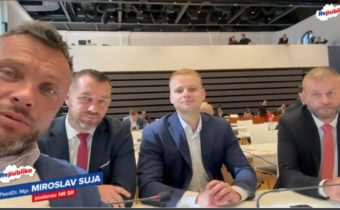 Miroslav Suja (REPUBLIKA): V SOBOTU poslanci nepracujú!